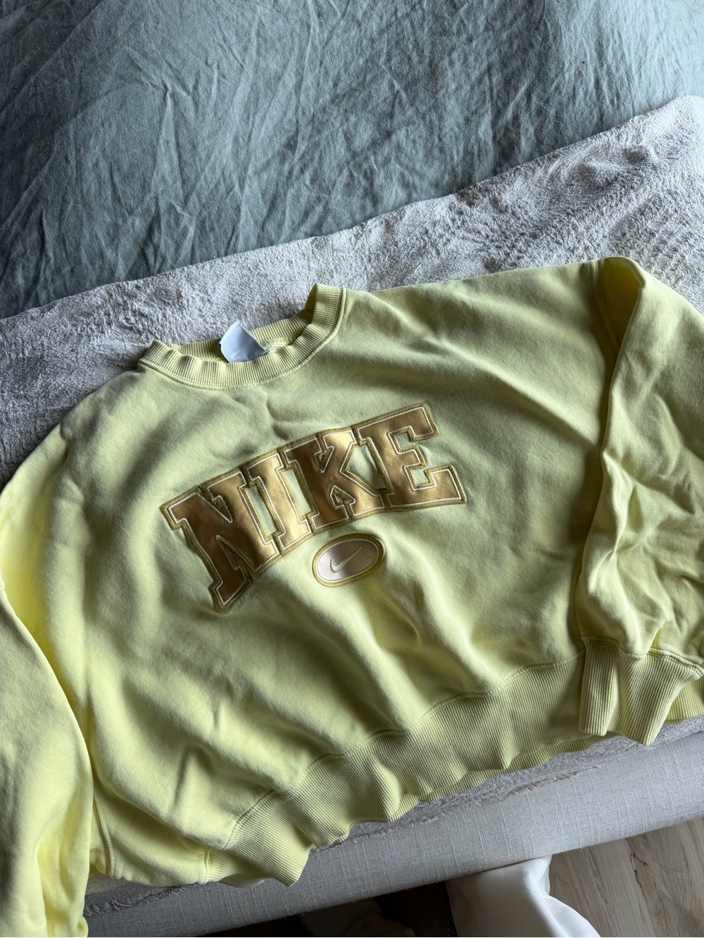 Nike Light Yellow Pullover Sweatshirt with Logo Tag